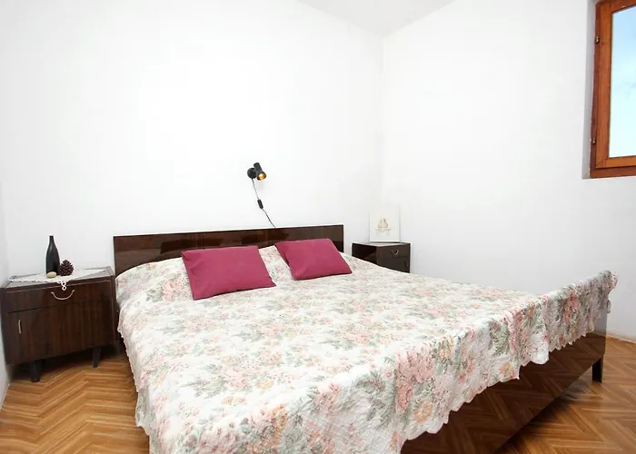 Appartement With Wifi Zman, Dugi Otok - 887 Žman
